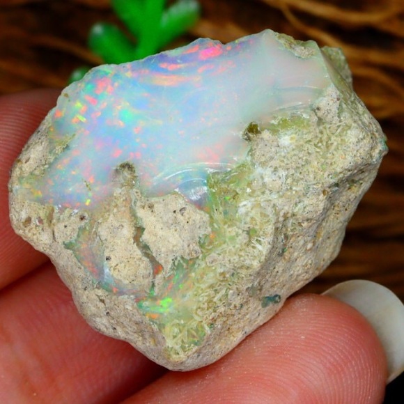 Welo Rough 32.24Ct Natural Ethiopian Play Of Color Rough Opal - Picture 12 of 16